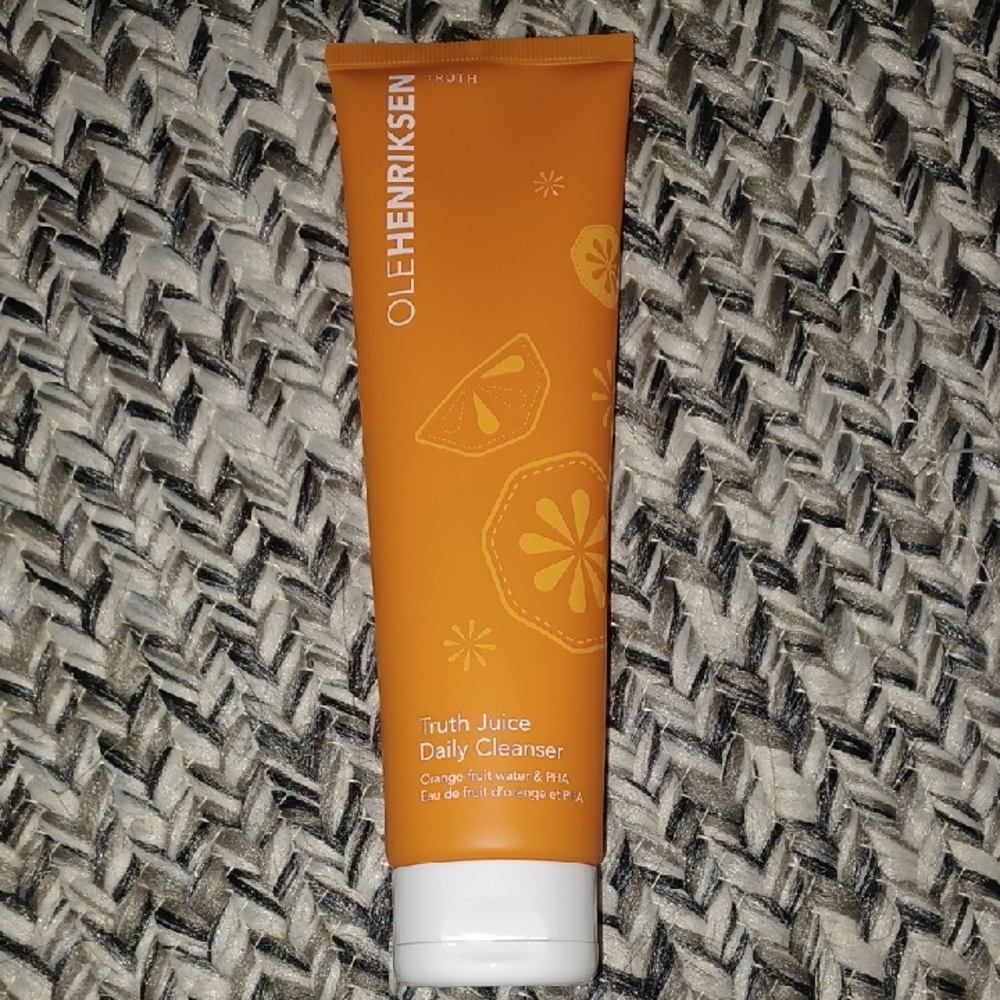NWOB Ole Henriksen Truth Juice Daily Cleanser